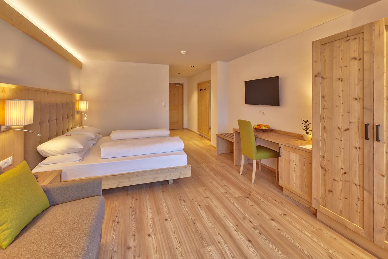 Hotel Rose Villabassa Esterno foto
